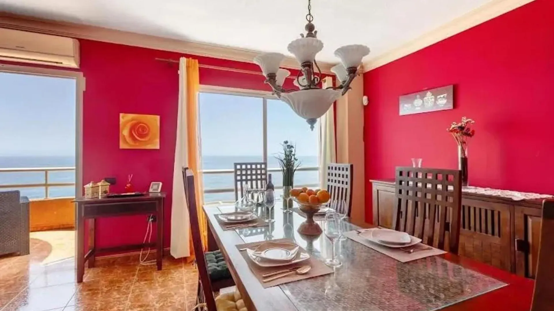 Luxurious Apartment In Radazul + Sea View