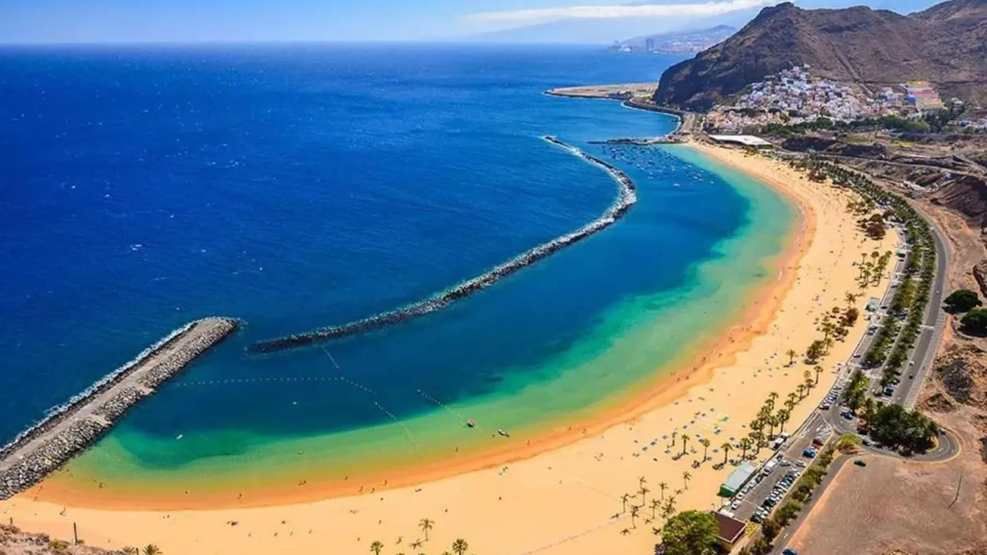 Luxurious Apartment In Radazul + Sea View Spain