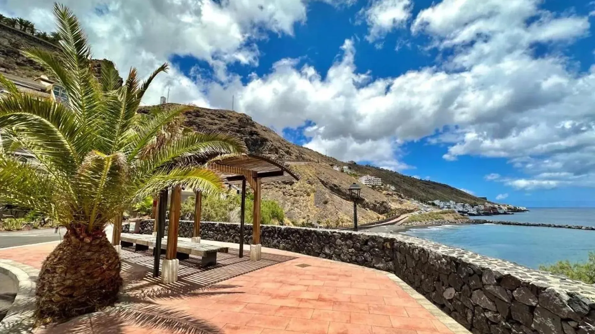 Luxurious Apartment In Radazul + Sea View 0*,  Spain